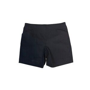 Chico's Pull-On Slim Shorts Black size 3 and 2.5 NWOT 14 and 16-18